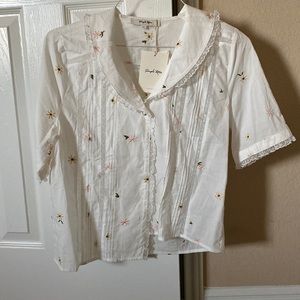 Simple retro top floral embroidery
